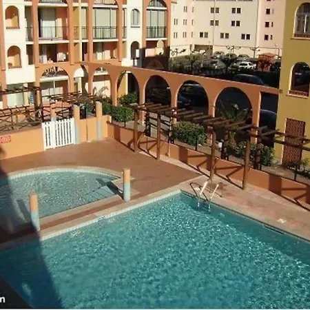 Apartment Pour 5 Avec Piscine *